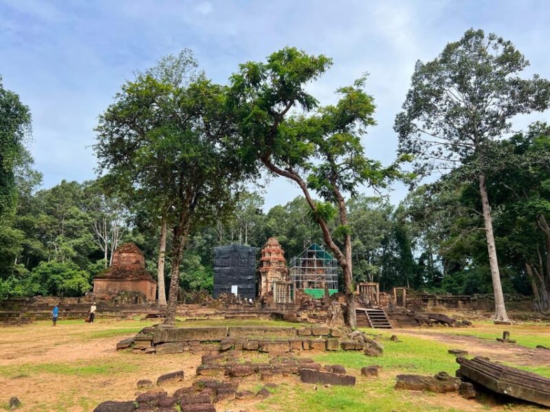 Adventure to the Distant Temples, Beng Mealea & Rolous Group - Flexibility and Customization