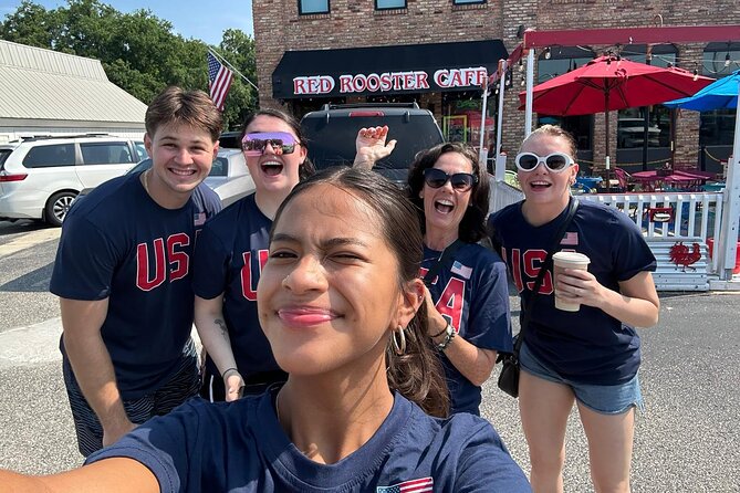 Adventurous Alexandria Bay Scavenger Hunt - Teamwork and Competition
