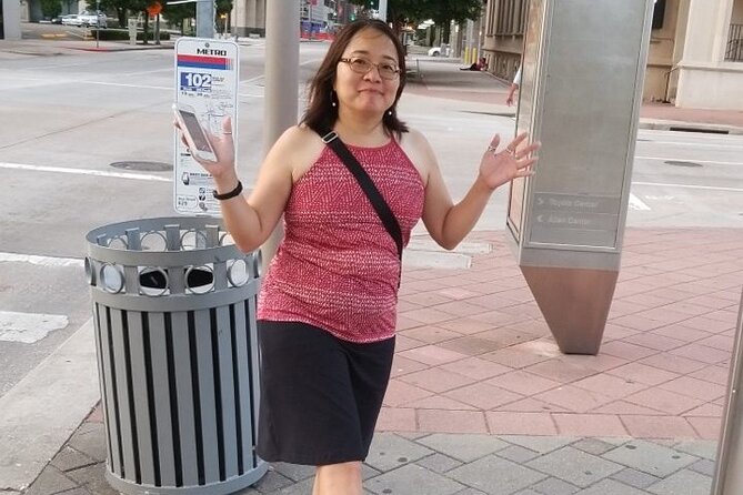 Adventurous Scavenger Hunt in Kelowna by Wacky Walks - Accessibility and Participation