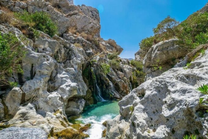 Adventurous South Rethymno With a Private Driver - Traversing Kourtaliotiko Gorges Rugged Terrain