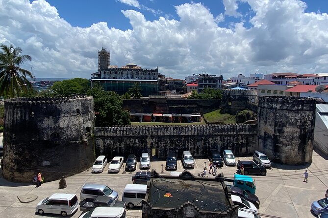 Affordable and Reliable Taxi Services in Zanzibar Island - Excellent Communication and Responsiveness