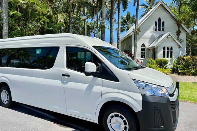 Affordable Private Transfer From Cairns Airport to Port Douglas - Vehicle Information