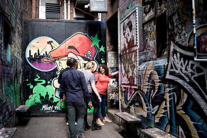 Afternoon in Melbourne: Booze and History Tour - Exploring Melbournes History