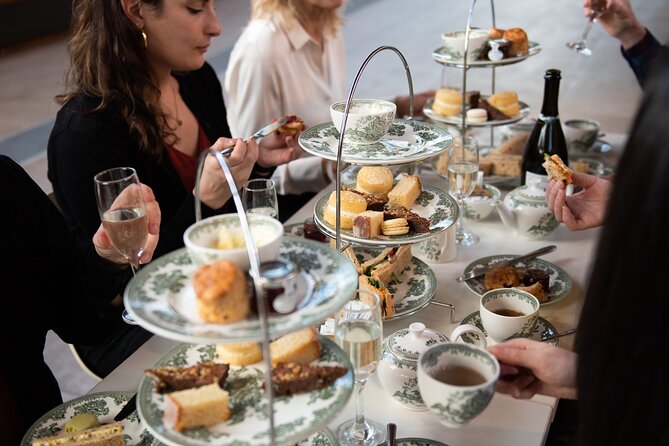Afternoon Tea and Visit to Cutty Sark Ship in London - Atmosphere and Setting of the Afternoon Tea