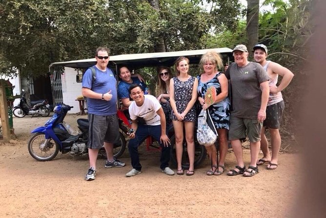 Afternoon Tour by Tuk Tuk to Bamboo Train,Bat Cave,Killing Cave,Countryside. - Visiting the Killing Cave