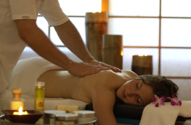 Agadir: Relaxing Massage and Moroccan Hammam With Transfer - Services Included