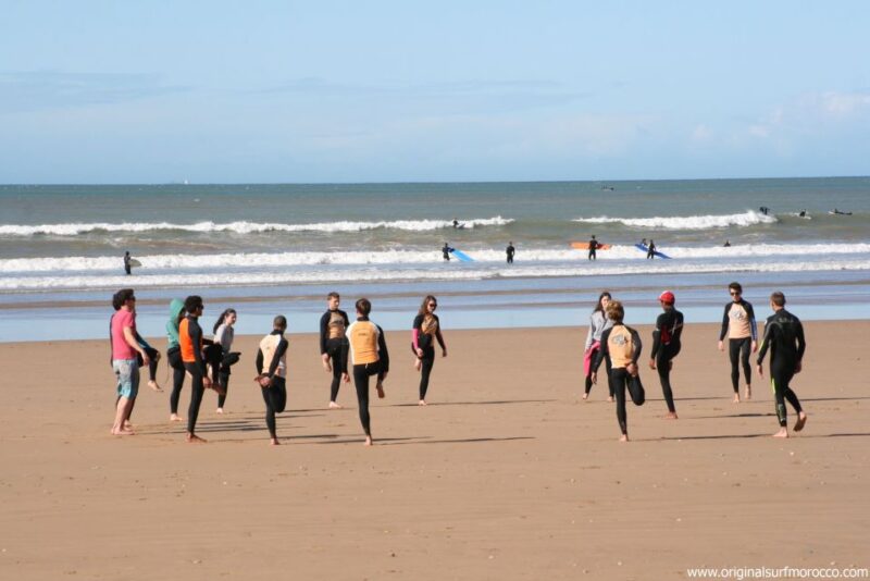 Agadir: Taghazout Beach Surf Lesson With Lunch and Transfer - Participant Requirements
