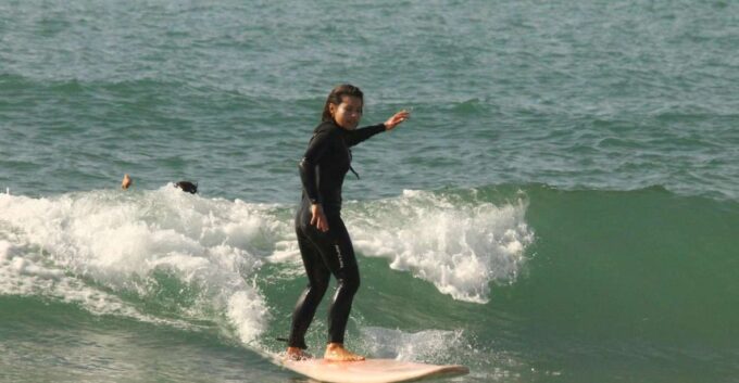 Agadir: Taghazout Beach Surf Lesson With Lunch and Transfer - Customer Feedback