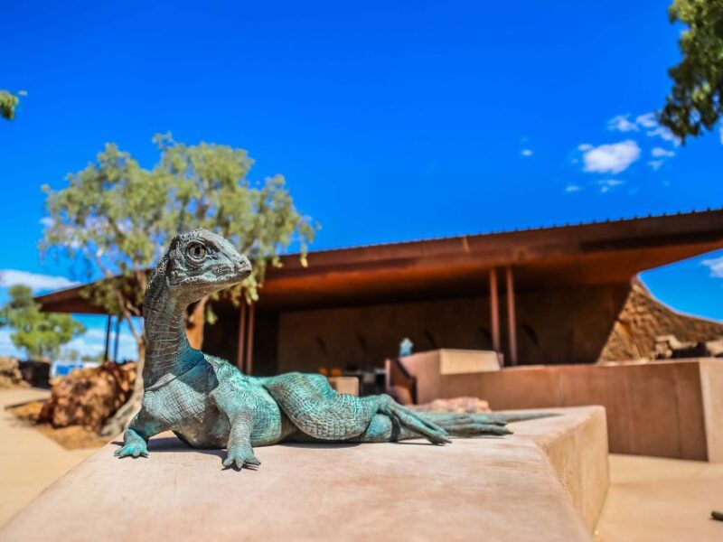 Age of Dinosaurs Museum Half Day Tour - RDT Guided Transfers - Museum Experience