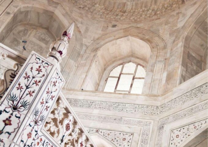 Agra: Combo Taj Mahal & Agra Fort Full Ticket & Guided Tour - Discovering Agra Fort