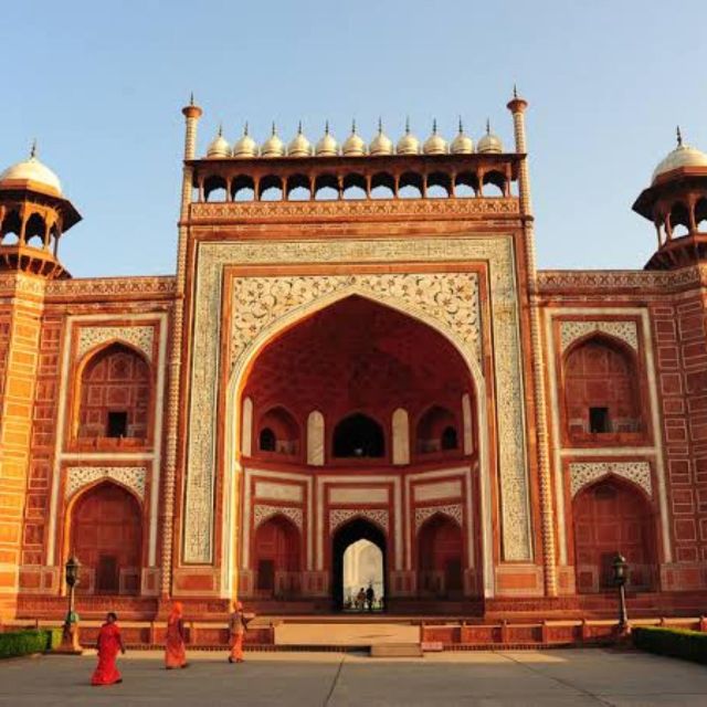 Agra: Experience Taj Mahal Tour With Tuk-Tuk Ride - Capture Memorable Moments