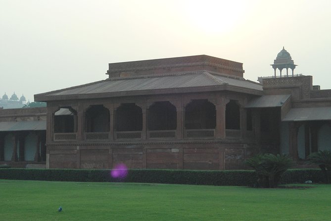 Agra & Fatehpur Sikri Historical Tour With Korai Village - Exploring Fatehpur Sikri