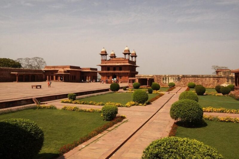 Agra: Fatehpur Sikri Sightseeing Tour by Car - All Inclusive - Fatehpur Sikri History