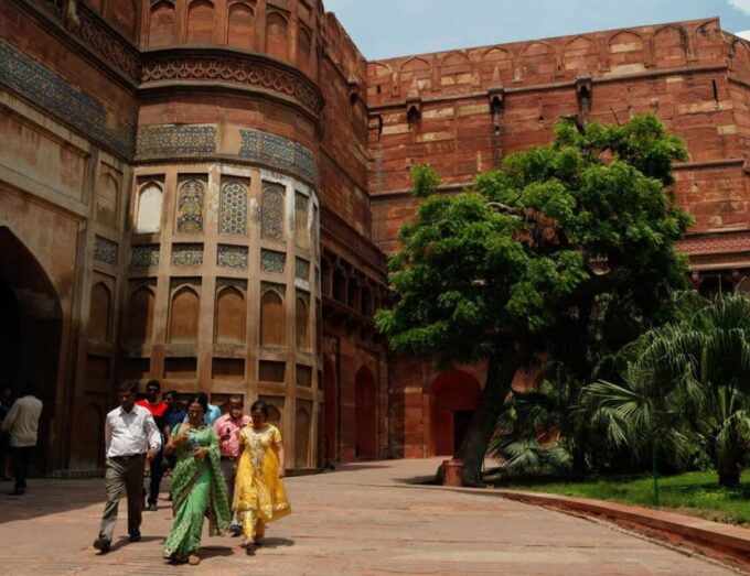 Agra: Full Day Agra Sightseeing Tour With Guide and Cab - Included in the Tour