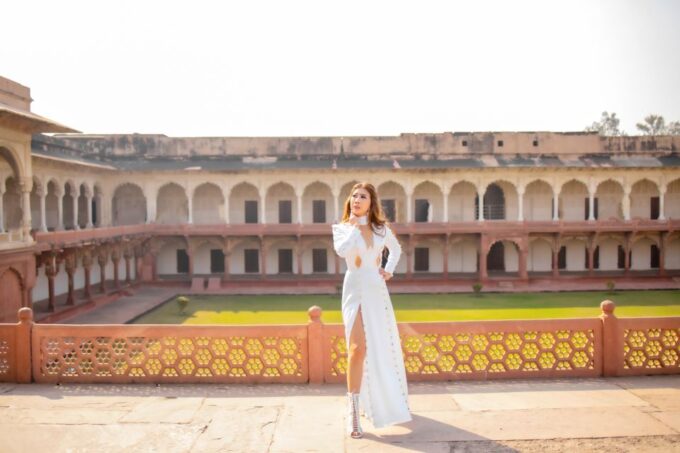 Agra: Full Day Agra Taj Mahal and Agra Fort Guided Tour - Important Information