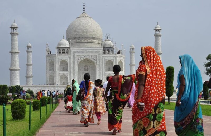 Agra: Half-Day Private Guided Tour Experience - Guided Experience