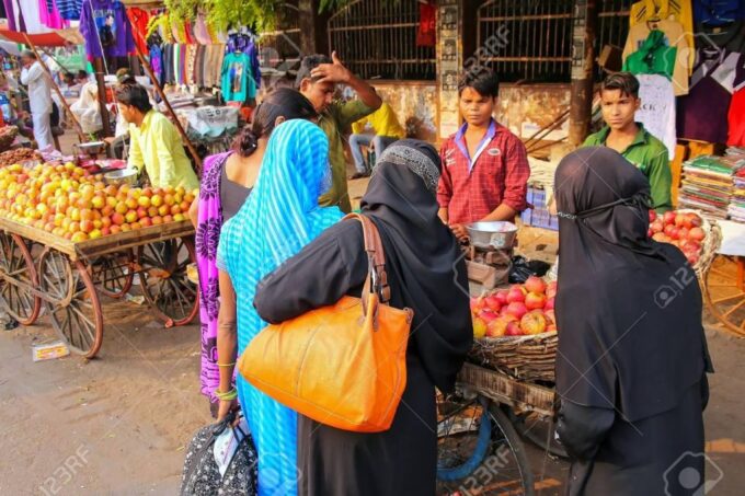 Agra: Heritage Walking Tour of Agra 2 Hours by Auto Rickshaw - Guided Sightseeing