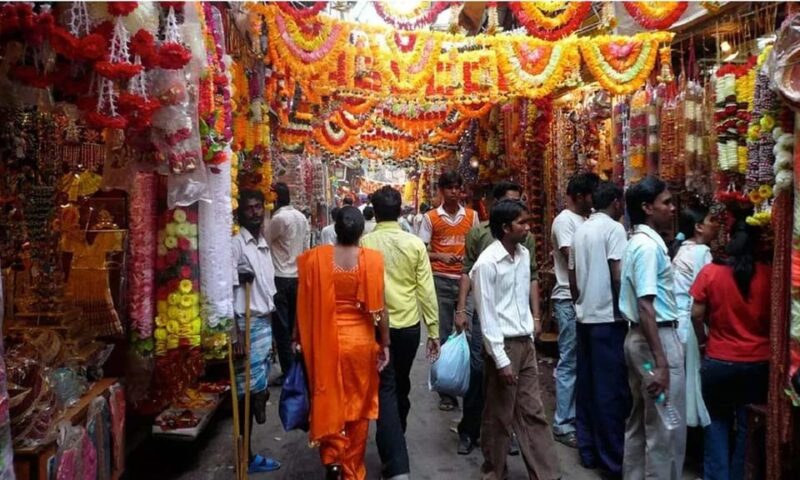 Agra Hidden Gems and Heritage Walking Tour - Tour Logistics