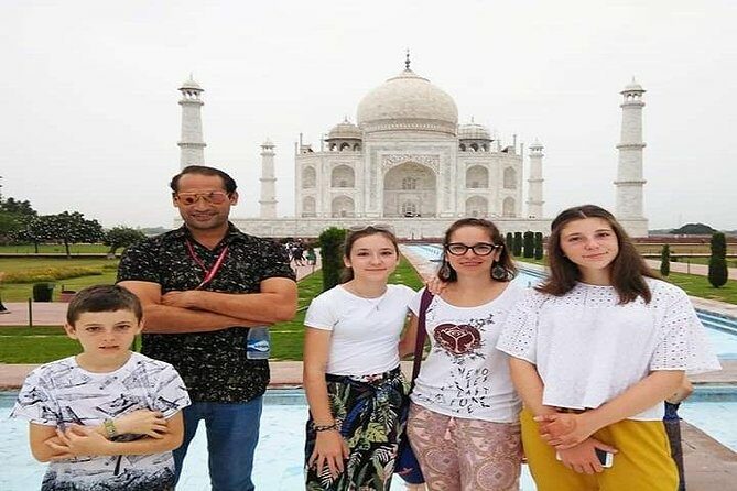 Agra Night: Street Food and Walking Tour With Guide - Transportation and Timing: What to Know