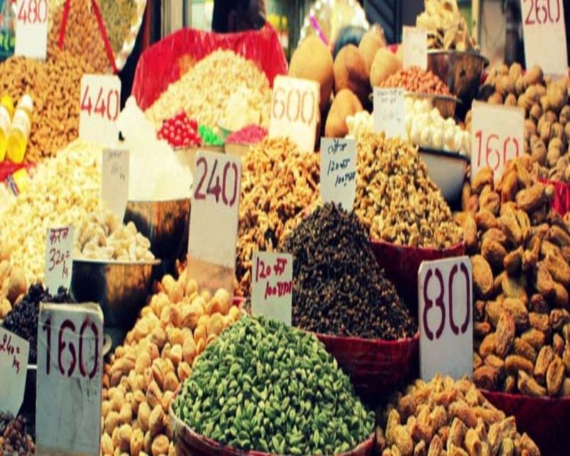 Agra: Old City Food Tour With Local Guide and Tastings - Experience Highlights