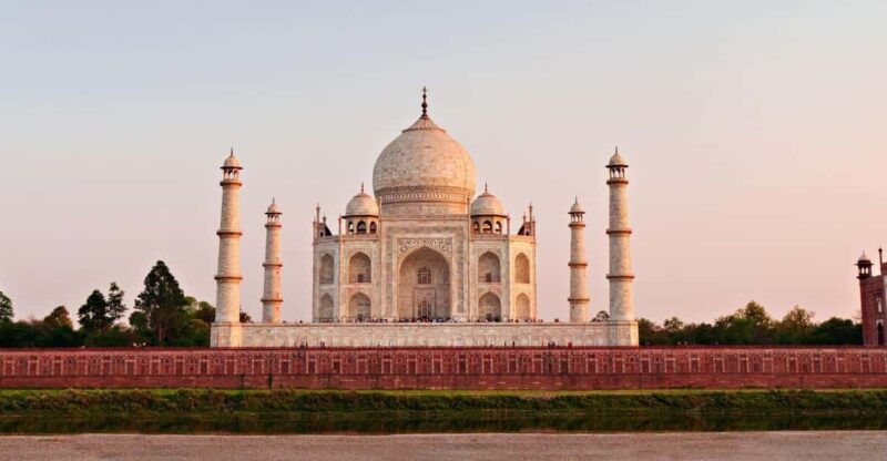 Agra Overnight Tour With Taj Mahal & Fatehpur Sikri - Day 1: Delhi to Agra