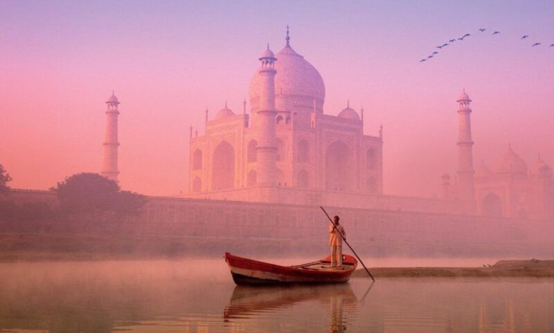 Agra: Private City Sightseeing Tour With Transfers by Car - Itinerary Highlights