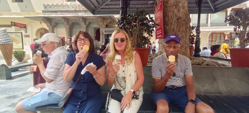 Agra : Private Tour Guide For Taj Mahal and Agra Fort - Itinerary at a Glance