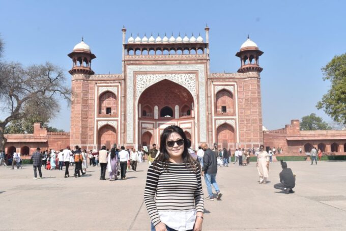 Agra: Skip-The-Line Sunrise Taj Mahal With Mausoleum Tour - Tour Policies and Requirements