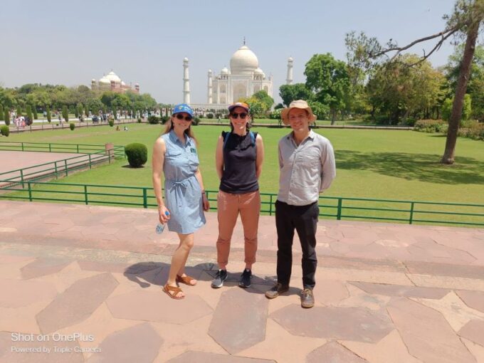 Agra: Skip-the-Line Taj Mahal & Agra Fort Private Tour - Closures and Restrictions