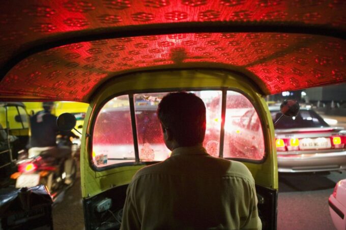 Agra: Skip The Line Taj Mahal Tour With Optional Tuk Tuk - Convenient Transportation Options