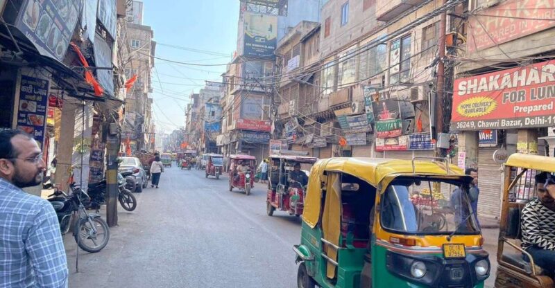 Agra: Street Food Walking Tour With Spice Market or Guide - Cultural Insights