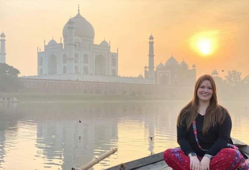 Agra: Taj Mahal & Agra Fort Skip-the-Line Tour with Lunch - A Closer Look at the Tour Experience