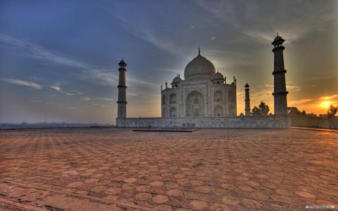 Agra: Taj Mahal and Agra Fort Tour With Skip the Line Ticket - Important Information