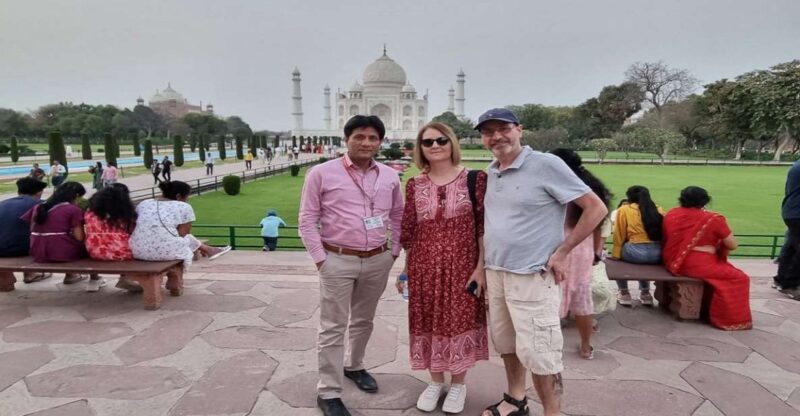 Agra: Taj Mahal Guided Tour With Lunch at 5-Star Hotel - Highlights and Activities