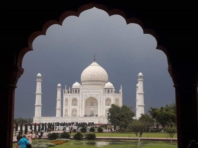 Agra: Taj Mahal Skip-The-Line Guided Tour With Options - Important Visitor Information