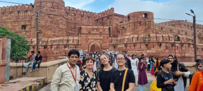 Agra: Taj Mahal Tour Guide for Couple - Booking Information