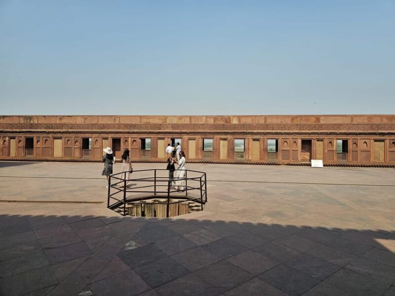 Agra to Fatehpur Sikri Day Tour Car and Guide - Transportation and Safety