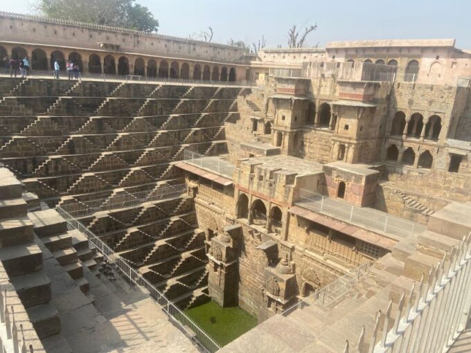 Agra to Jaipur With Guided Fatehpur Sikri & Abhaneri Tour - Frequently Asked Questions