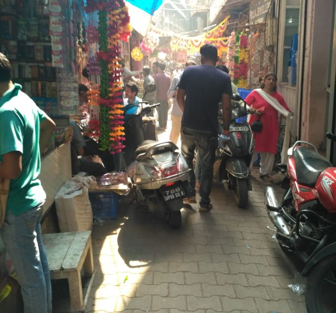 Agra Walking Tour With Indian Snacks - Frequently Asked Questions
