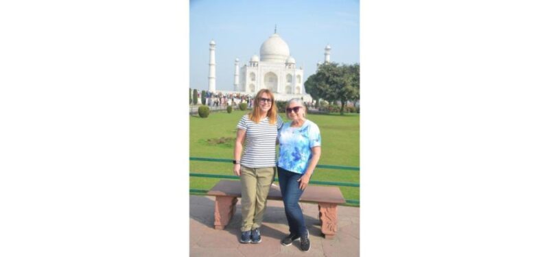 Agra:Taj Mahal Skip-The-Line Guided Tour With Free Breakfast - Customer Experience and Reviews