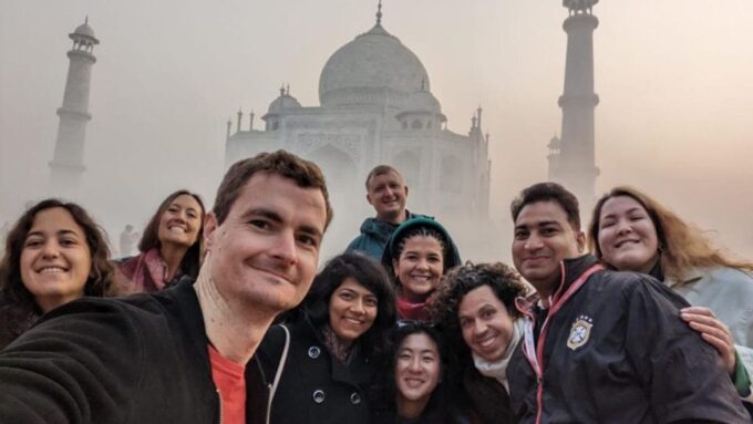 Agra:Taj Mahal Skip-The-Line Guided Tour With Free Breakfast - Pickup and Drop-off Options