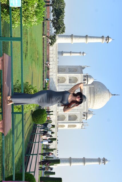 Agra:Taj Mahal Skip-The-Line Guided Tour With Free Breakfast - Guided Tour and Sightseeing
