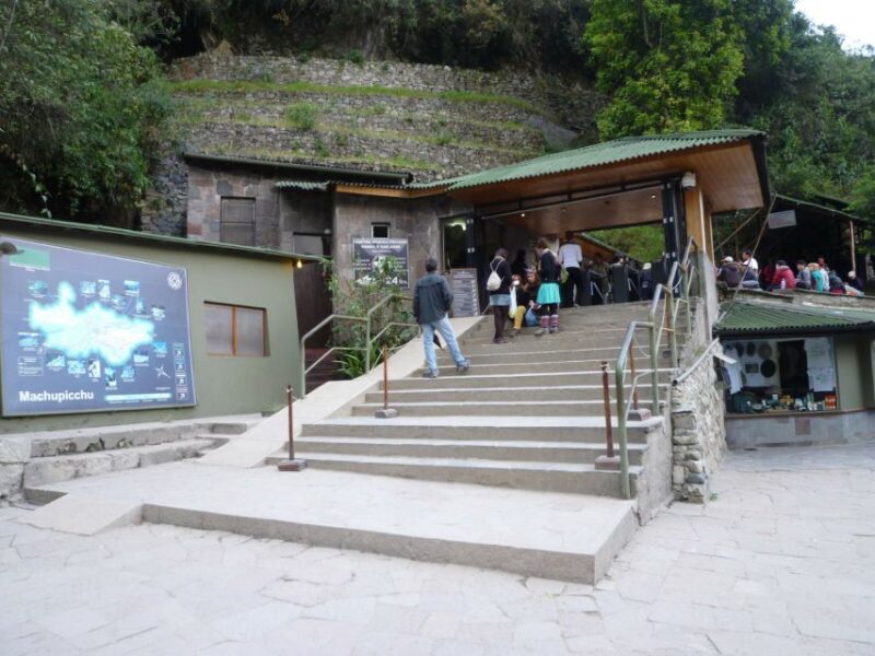 Aguas Calientes: Bus Transfer to Machu Picchu Citadel - Experience and Highlights