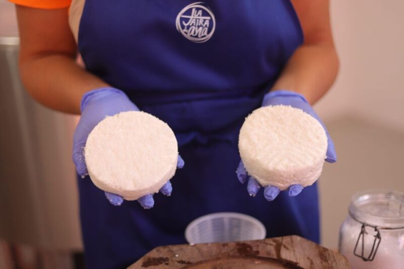 Aguïmes: Cheese Making Workshop at La Jaira De Ana - Learning Experience