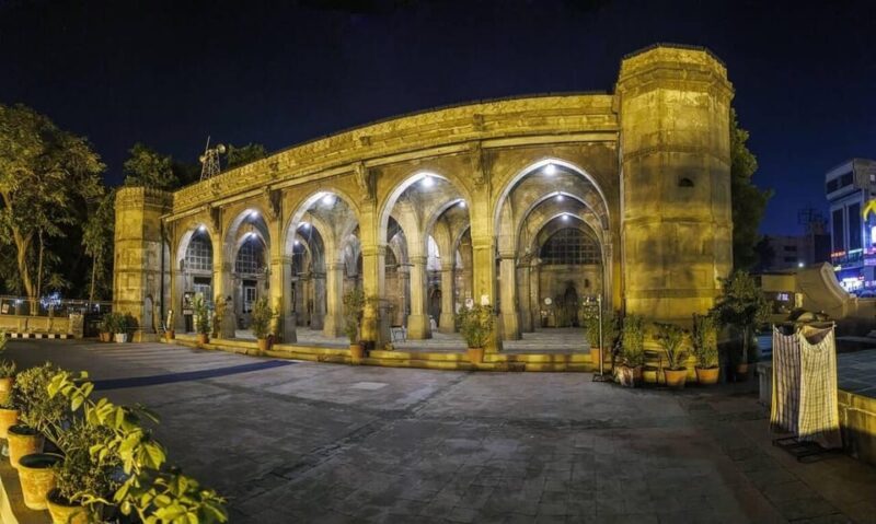 Ahmedabad Day Tour With Mahatma Gandhis Home - Itinerary Highlights