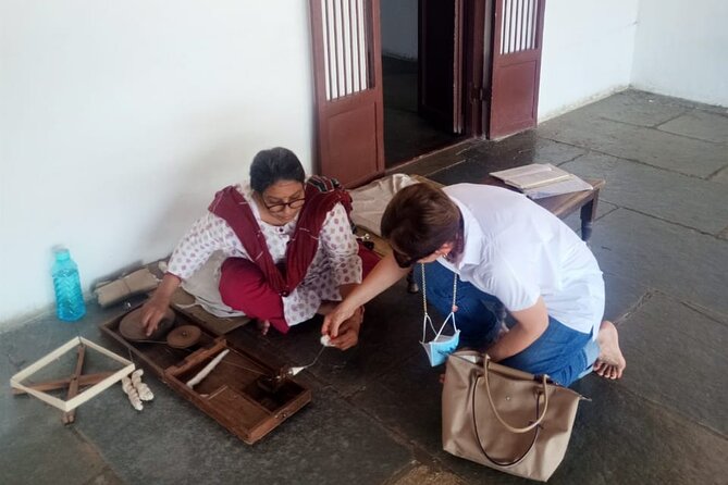 Ahmedabad Heritage Trail: A Journey Through Time - Transportation and Accessibility