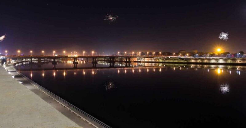 Ahmedabad Night Walk (2 Hours Guided Walking Tour) - Experience Highlights