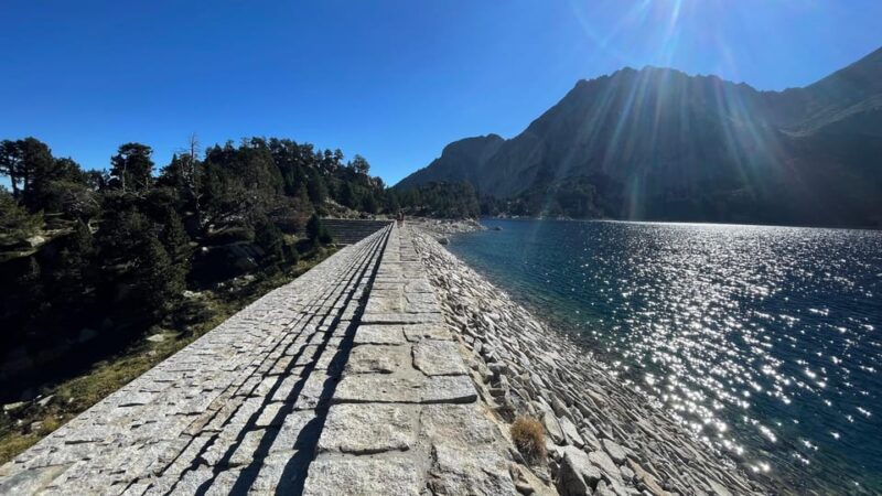 Aigüestortes: Carros De Foc Crossing - 5 Days - Guided Hike and Activities