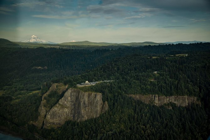 Air Tour of Multnomah Falls & Columbia Gorge From Portland - Wheelchair and Stroller Accessibility Offered