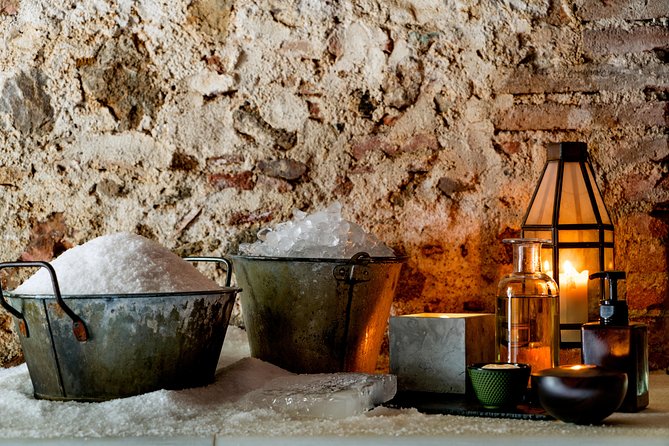 AIRE The Ancient Termal Baths & 30 Relaxing Massage - Accessibility and Medical Considerations